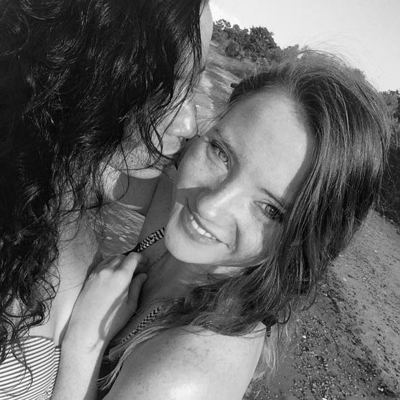 Meet your Posher, Averi - Picture 1 of 1