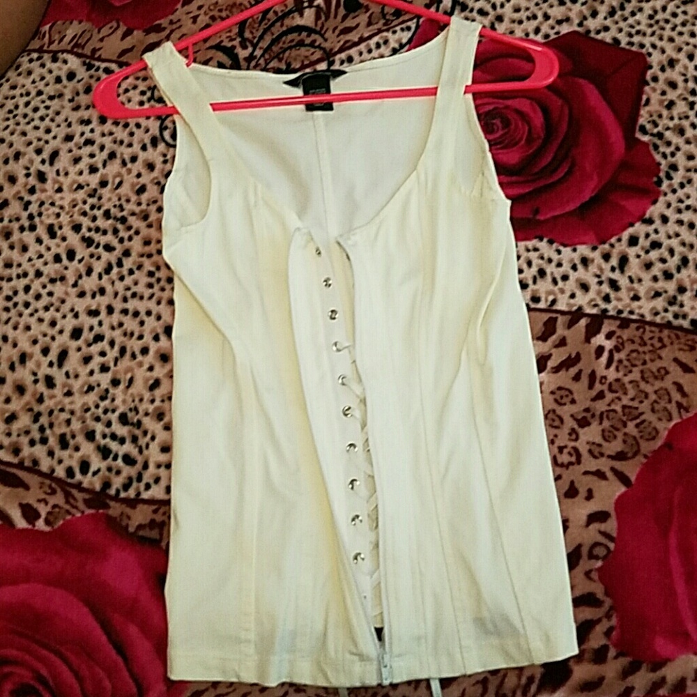 Moda international corset style top pinup style