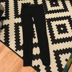 Black AEO Super Stretch Jeggings