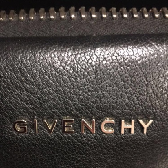 Givenchy Antigona- price negotiable. Make offer! - Picture 4 of 4
