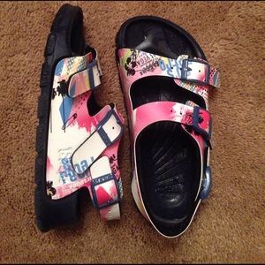 Birkis girls Aruba 80's retro pink