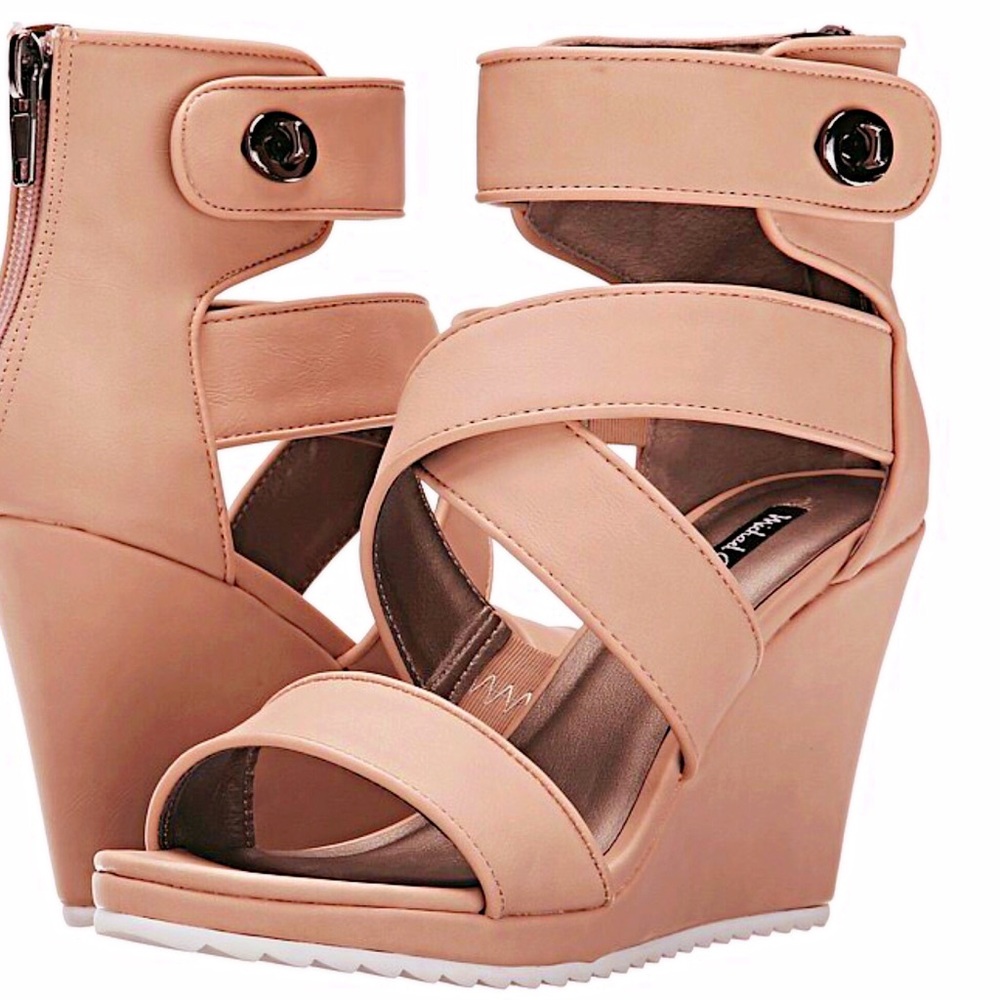 ‼️FREE~SHIPPING MICHAEL~ANTONIO~Tomboy~Sexy Wedge