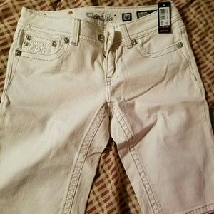 NWT Miss Me Bermuda  size 30