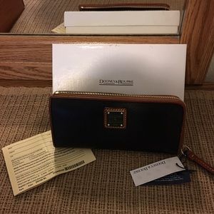 Dooney and Bourke Pebbled Leather Wallet
