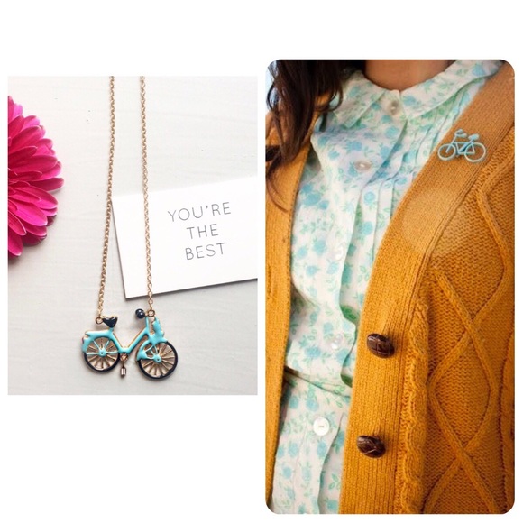 hwl boutique Jewelry - Vintage Bicycle Necklace!