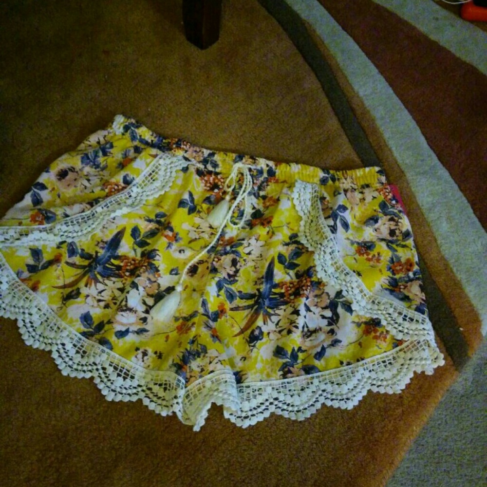 Floral shorts