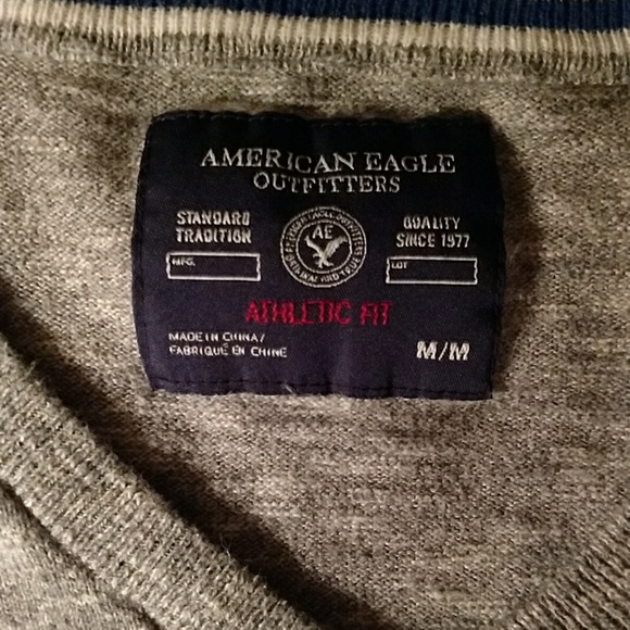 American Eagle Mens Sweater - Picture 3 of 4