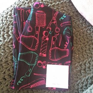 LuLaRoe sz OS scissor/hair dryer/comb leggings nwt