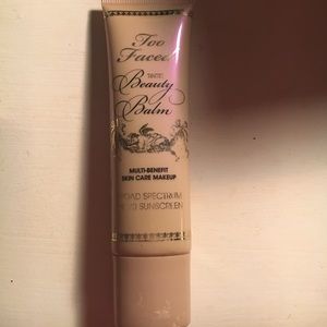 Too faced foundation