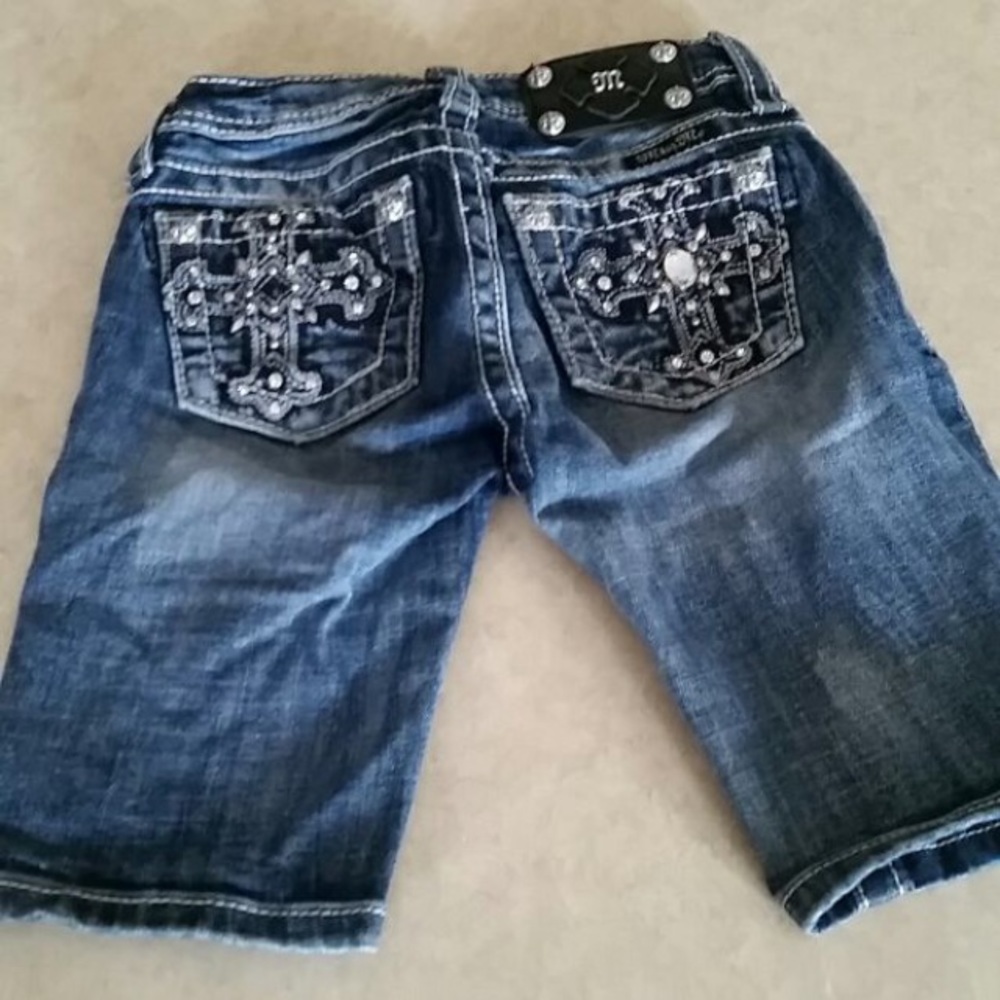 Miss Me Bermuda shorts Girls size 7