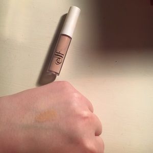 Elf concealer in shade vanilla. Never used