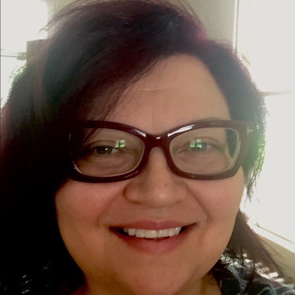 Meet your Posher, Lori