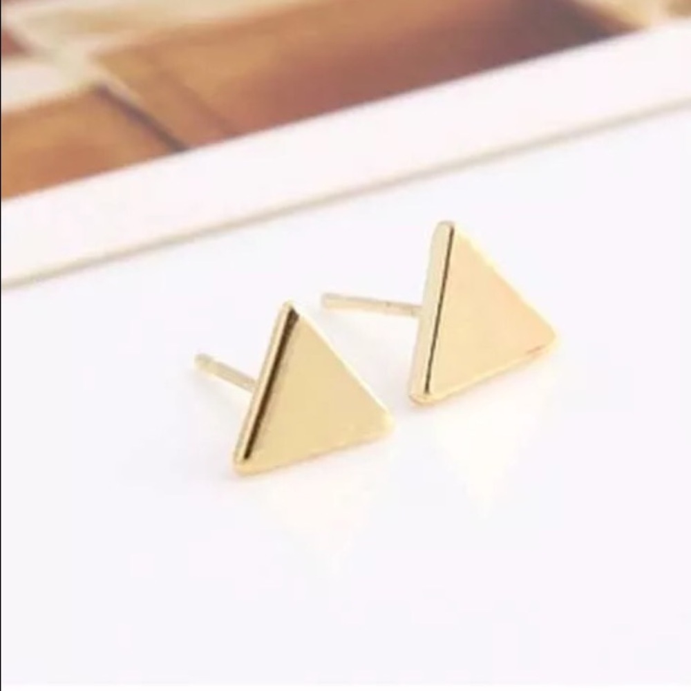 💜3 for $10💜Filled triangle earrings [gold]