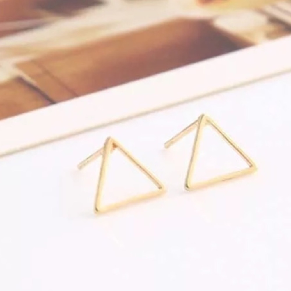 💜3 for $10💜Triangle earrings [gold]