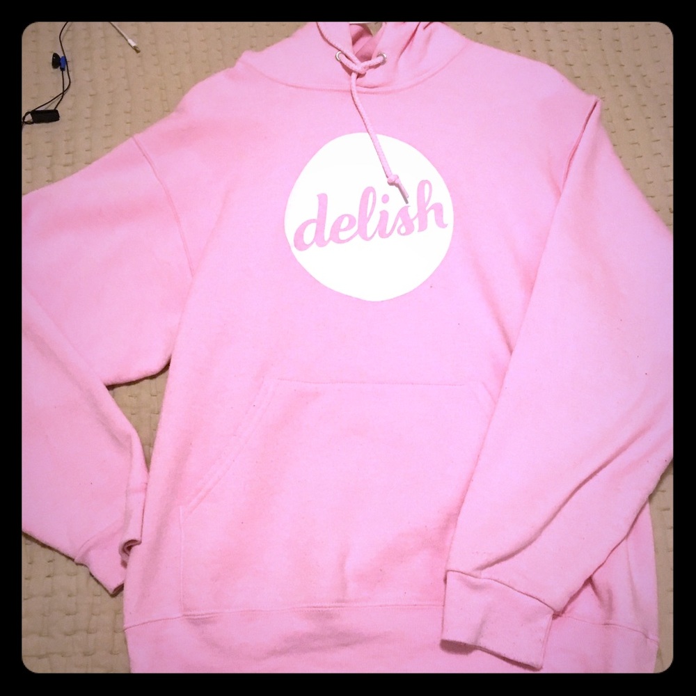 DELISH HOODIE