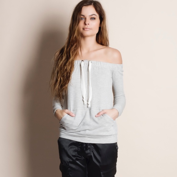 Off Shoulder Top with Pockets - Picture 2 of 6