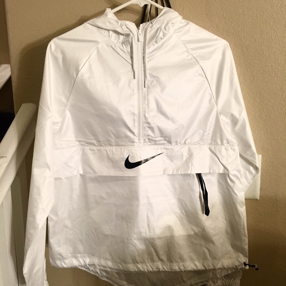Nike windbreaker