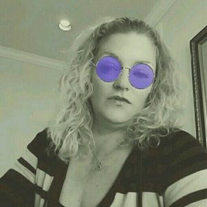 Meet your Posher, Tessa