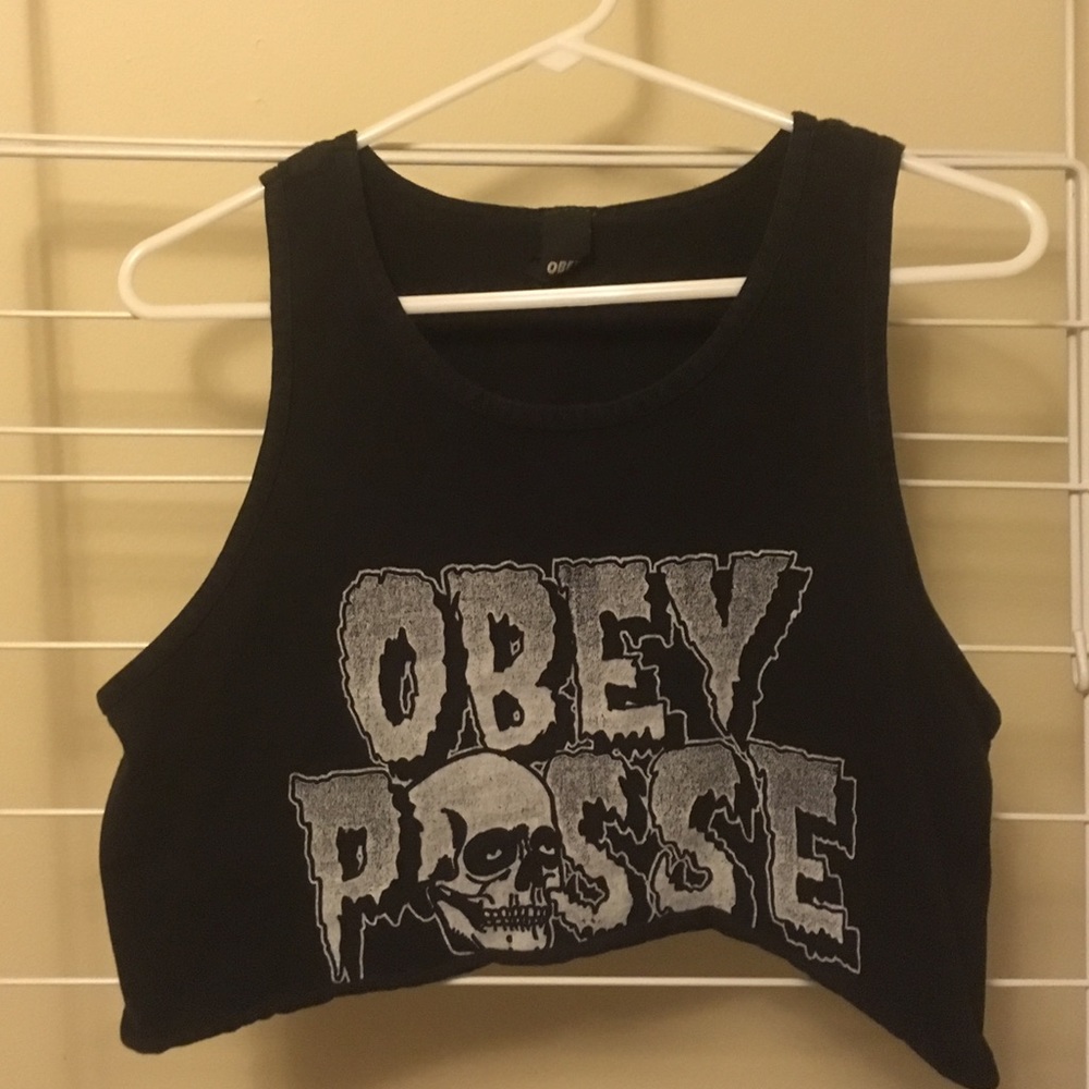 Obey Crop