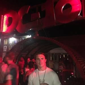 Meet your Posher, Kendall