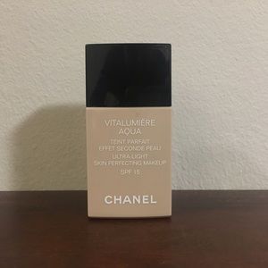 🚫SOLD🚫 Chanel Vitalumiere Aqua Liquid Foundation
