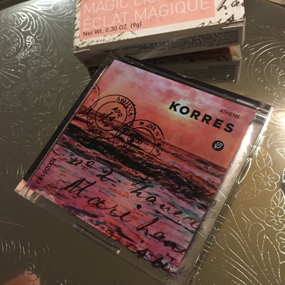 ❗️SOLD❗️KORRES Face Contouring Powder Trio - Picture 3 of 4