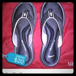 Nike flip-flops