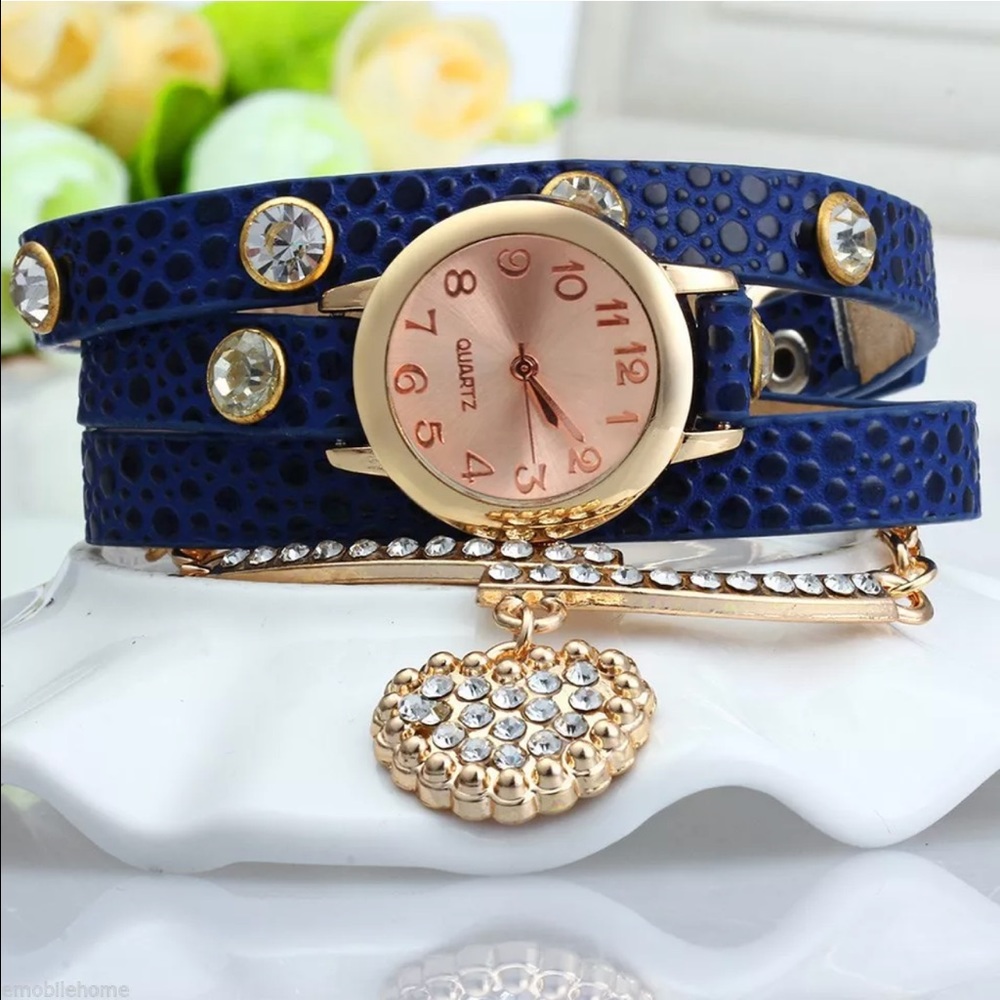 Wrap bracelet wrist watch with heart pendant💕😍