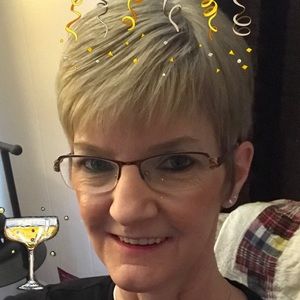 Meet your Posher, Rae