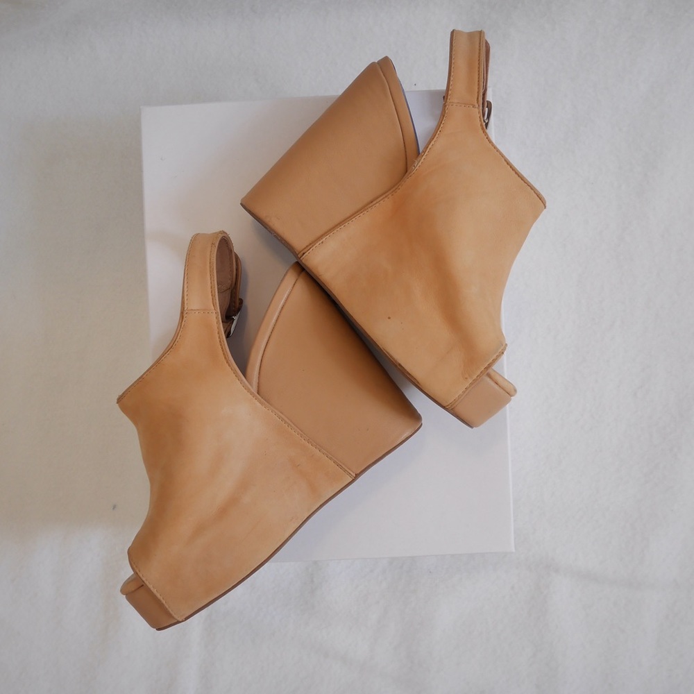 Jeffrey Campbell Smug Platform Wedge Heels