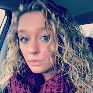 Meet your Posher, Alexandra