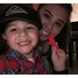 Meet your Posher, Evelyn