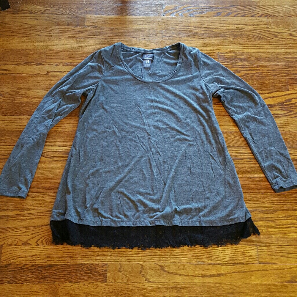 Maternity top lace motherhood size medium