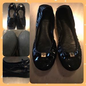 TORY BURCH FLATS (BLACK)