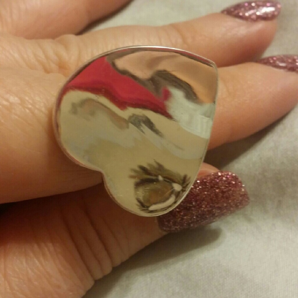 ♥️♥️♥️♥️Heart Sterling silver ring♥️♥️♥️♥️