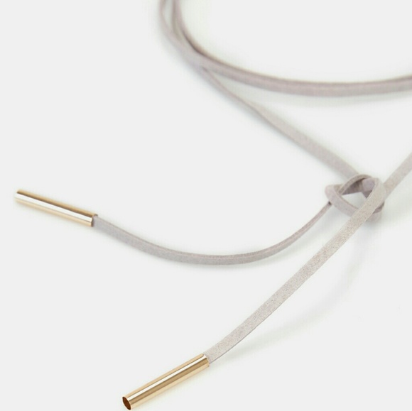 FAUX SUEDE CHOKER WITH GOLD ENDS - Picture 3 of 5