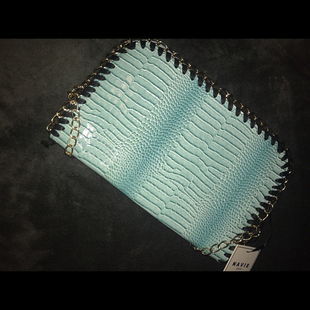 Purse - Picture 3 of 3
