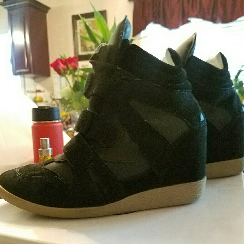 Steve Madden Wedge Sneaker