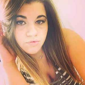 Meet your Posher, Kaela