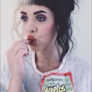 Meet your Posher, Cierra