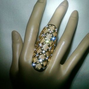 Beautiful rhinestones gold tone mesh-like ring
