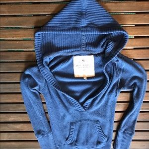 ABERCROMBIE & FITCH blue hooded knit sweater