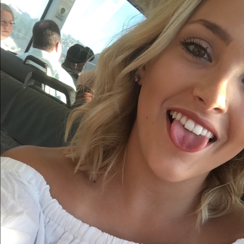 Meet your Posher, Madi