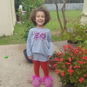 Meet your Posher, Tia