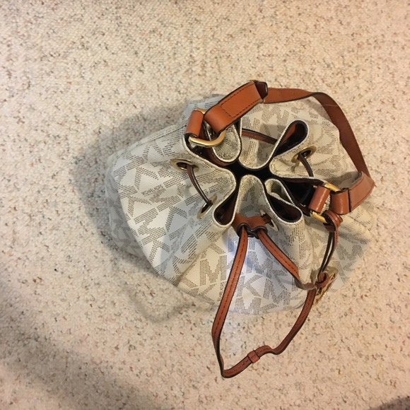 Michael Kors purse - Picture 3 of 3