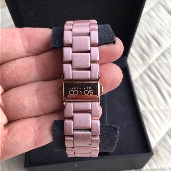♦️Just Reduced!♦️SO & CO Rose Crystal Watch - Picture 4 of 4