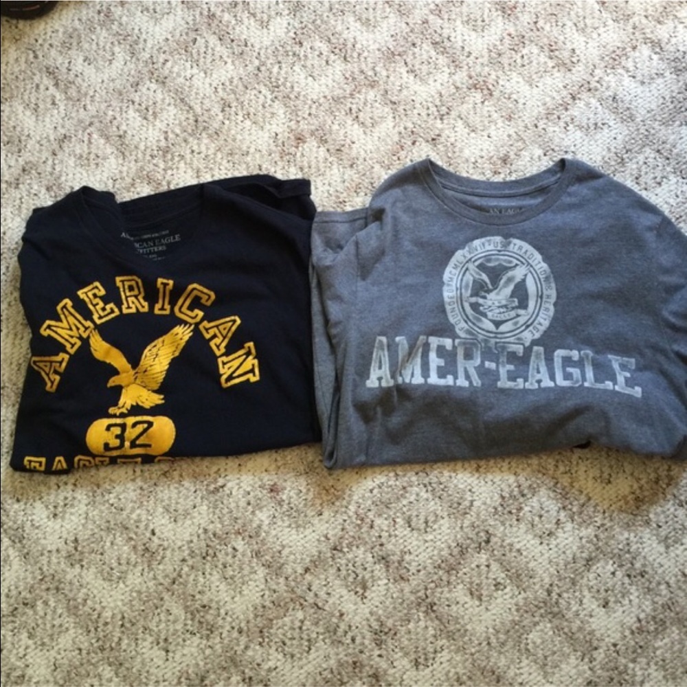 2 Men's American Eagle Tshirts