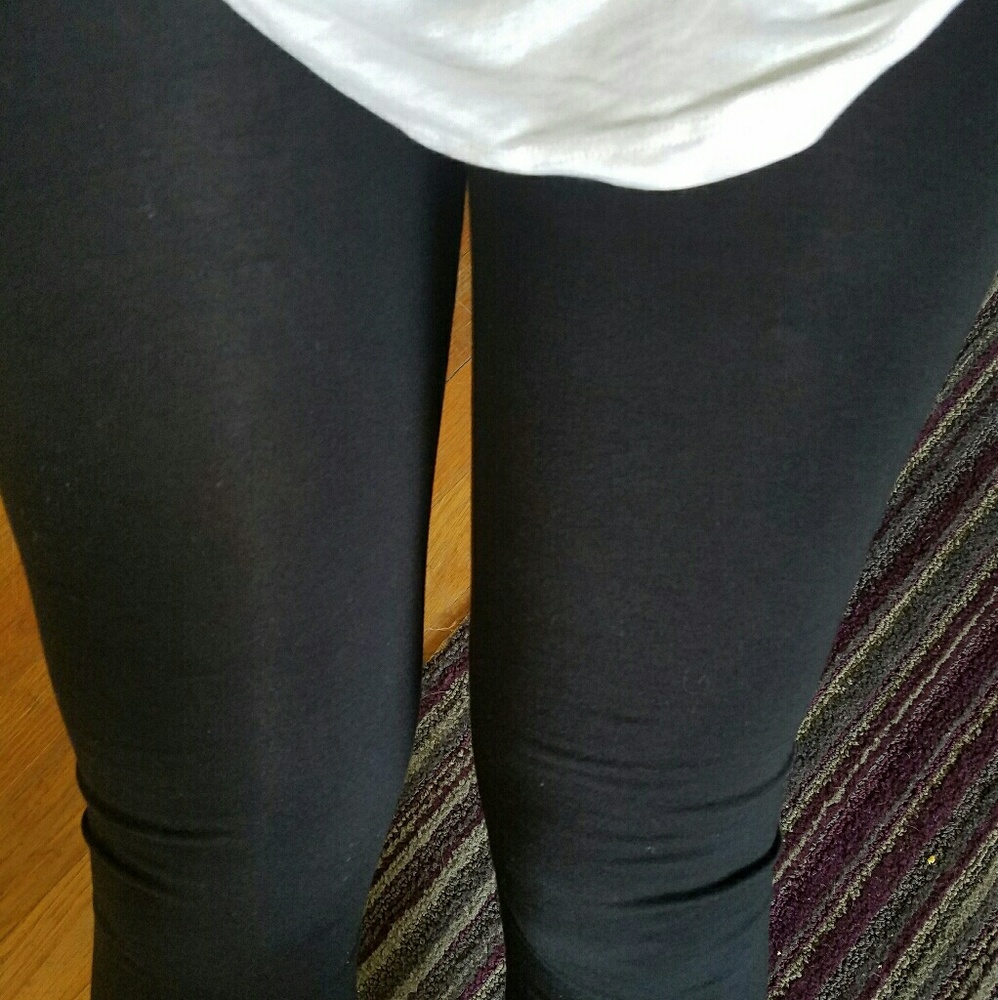 BASIC BLACK HIGH WAISTED LEGGING - Picture 2 of 3