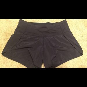 Lululemon size 2 run time shorts