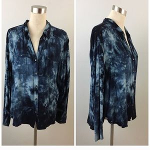 Rock & Republic Blue Acid Wash Button Down